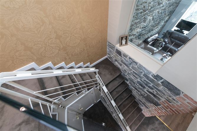 106 Baggot Lane, Ballsbridge, Dublin 4