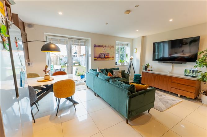 6 Peyton Drive, Rathcoole, Co.Dublin