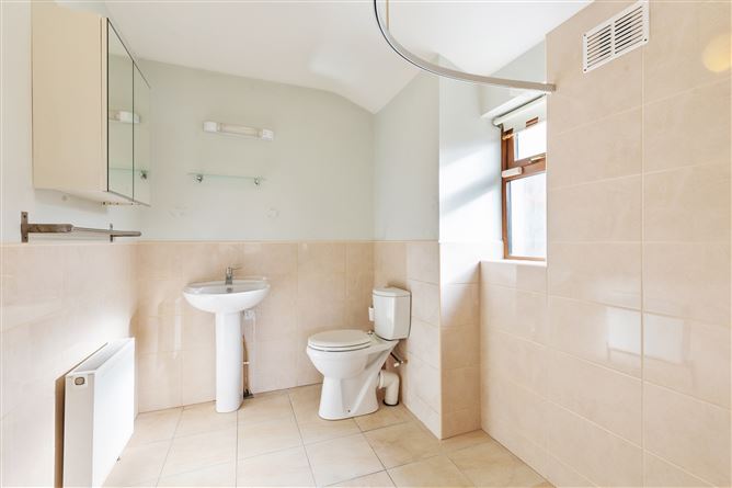 16 Hughes Road East, Walkinstown, Dublin 12