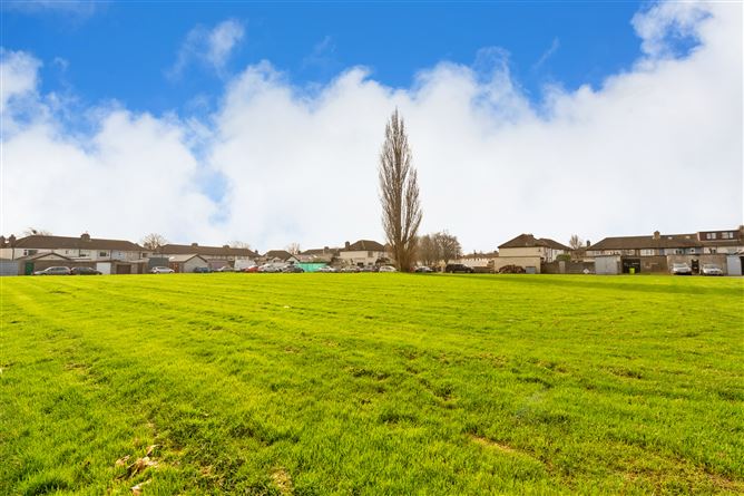 16 Hughes Road East, Walkinstown, Dublin 12