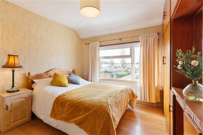 16 Hughes Road East, Walkinstown, Dublin 12