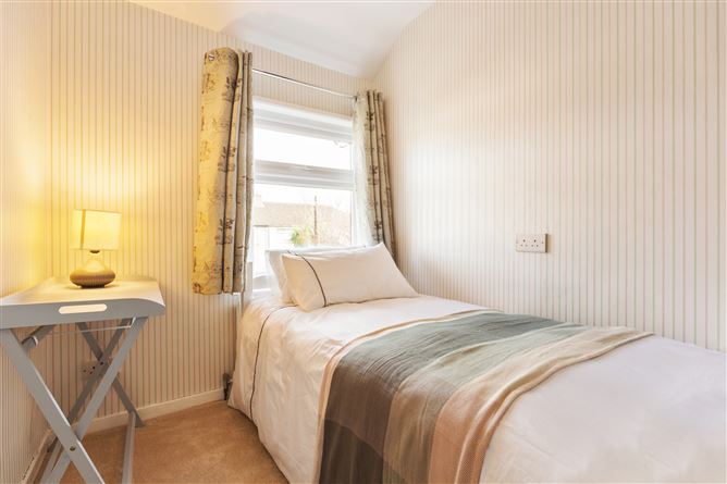 16 Hughes Road East, Walkinstown, Dublin 12