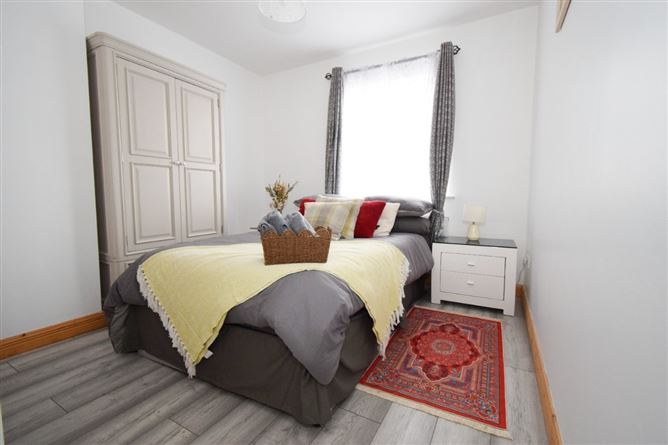 8 Abhainn Mor, Collooney, Sligo