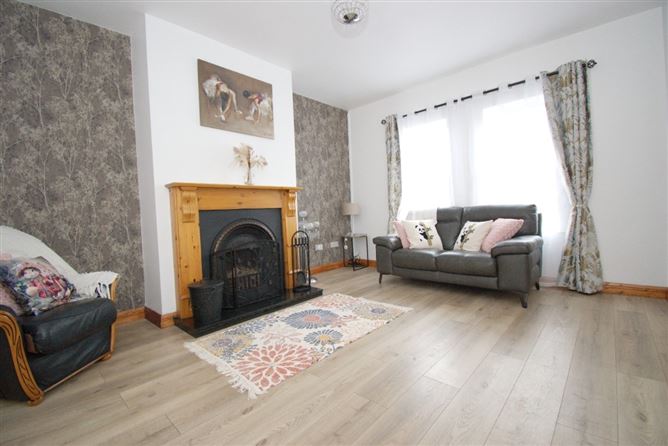 8 Abhainn Mor, Collooney, Sligo