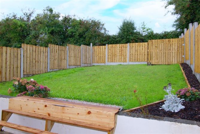 8 Abhainn Mor, Collooney, Sligo