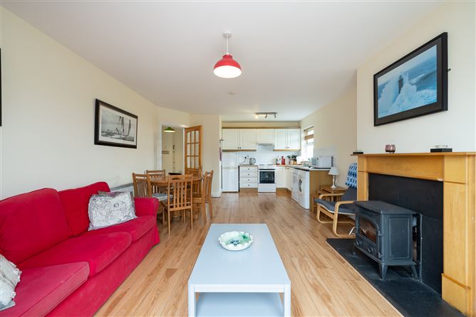 No. 6 Castlegardens, Saint Helen's, Rosslare, Wexford