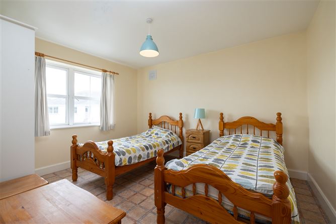 No. 6 Castlegardens, Saint Helen's, Rosslare, Wexford