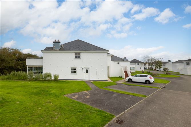 No. 6 Castlegardens, Saint Helen's, Rosslare, Wexford