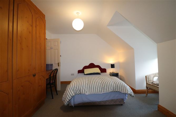 10 Ashgrove Meadows, Ballina, Tipperary