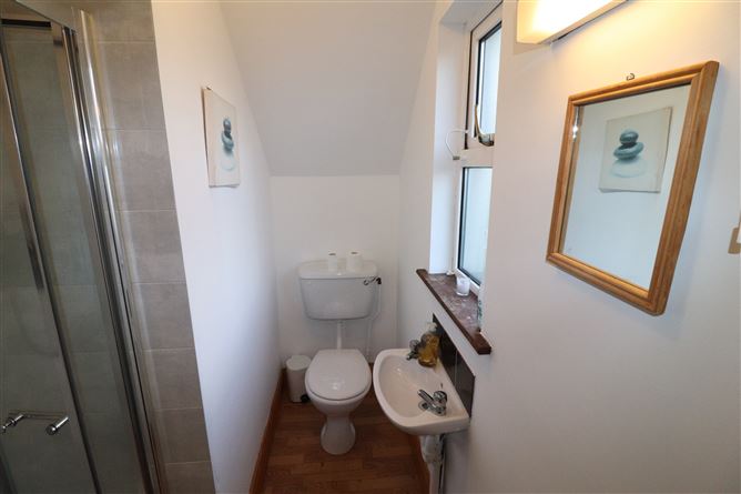 10 Ashgrove Meadows, Ballina, Tipperary