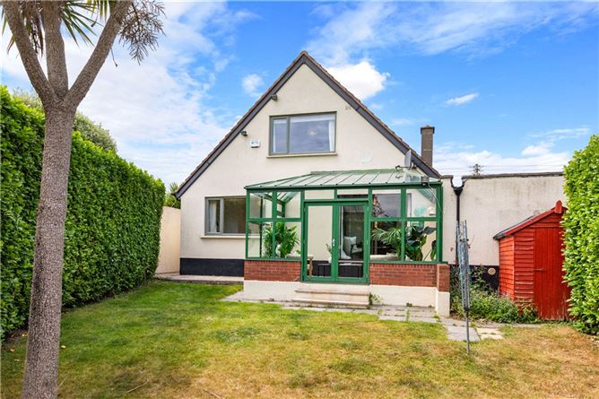 Photo 21 of 24 — 90 Shrewsbury Lawn, Cabinteely, Dublin 18