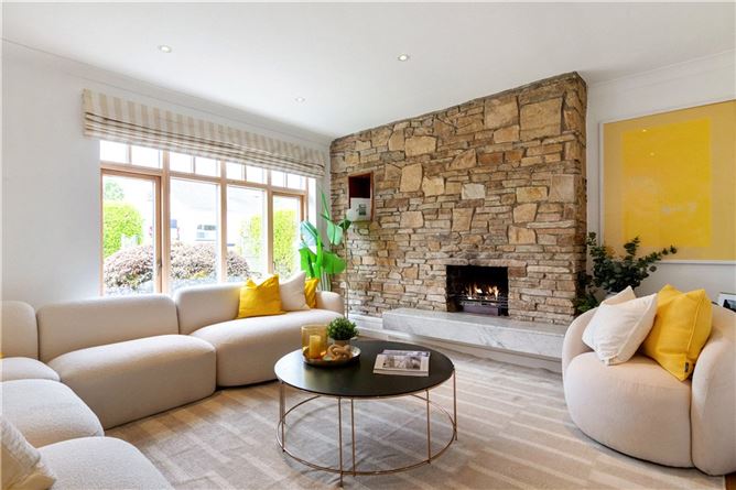 90 Shrewsbury Lawn, Cabinteely, Dublin 18