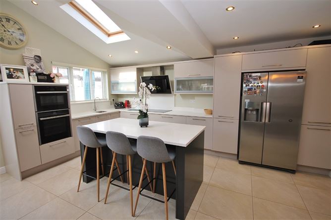 21 Hillcrest Lawns, Lucan, Co. Dublin