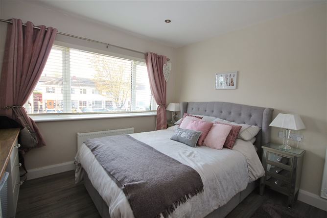 21 Hillcrest Lawns, Lucan, Co. Dublin