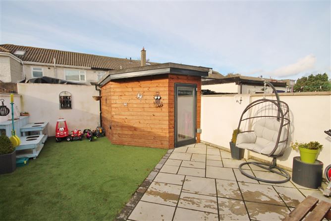 21 Hillcrest Lawns, Lucan, Co. Dublin