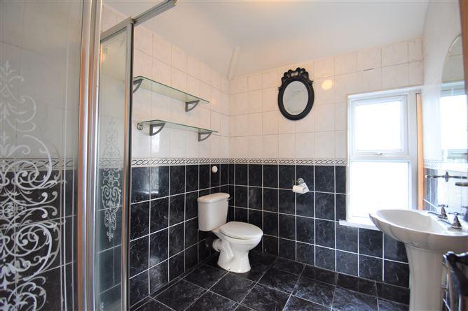  18 Pearse Road Enniscorthy, Co. Wexford, Enniscorthy, Wexford