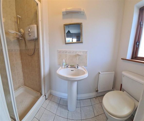 15 Oaklands Manor, Summerhill, Carrick-On-Shannon, Leitrim
