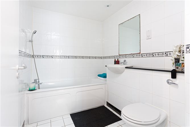18 Rosebank Court, Ninth Loch Road, Clondalkin, Dublin 22
