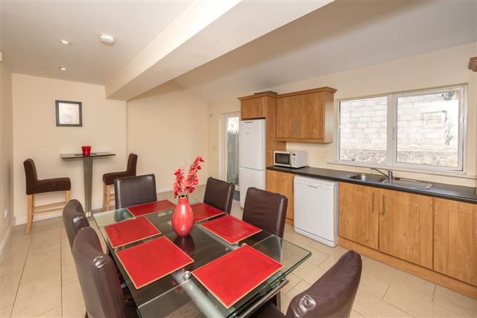 24 The Stables, Ballincollig, Co. Cork