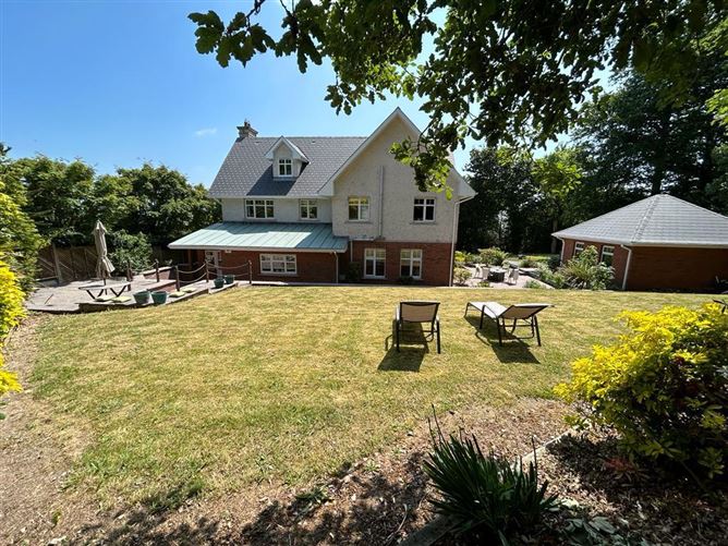 Oak Lea,10 Cois Chuain, Glounthaune, Cork Barry Auctioneers & Valuers