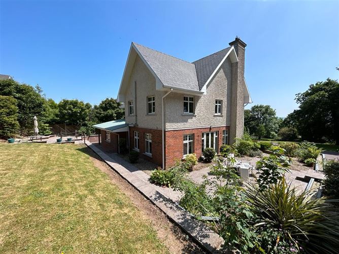 Oak Lea,10 Cois Chuain, Glounthaune, Cork Barry Auctioneers & Valuers