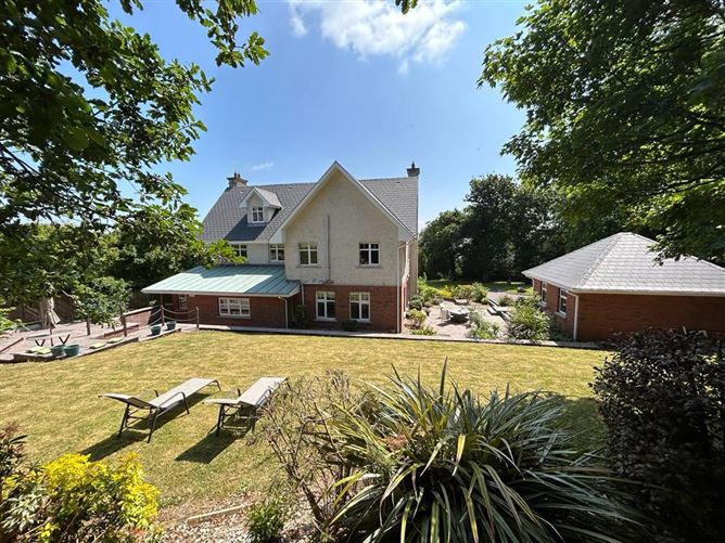 Oak Lea,10 Cois Chuain, Glounthaune, Cork Barry Auctioneers & Valuers