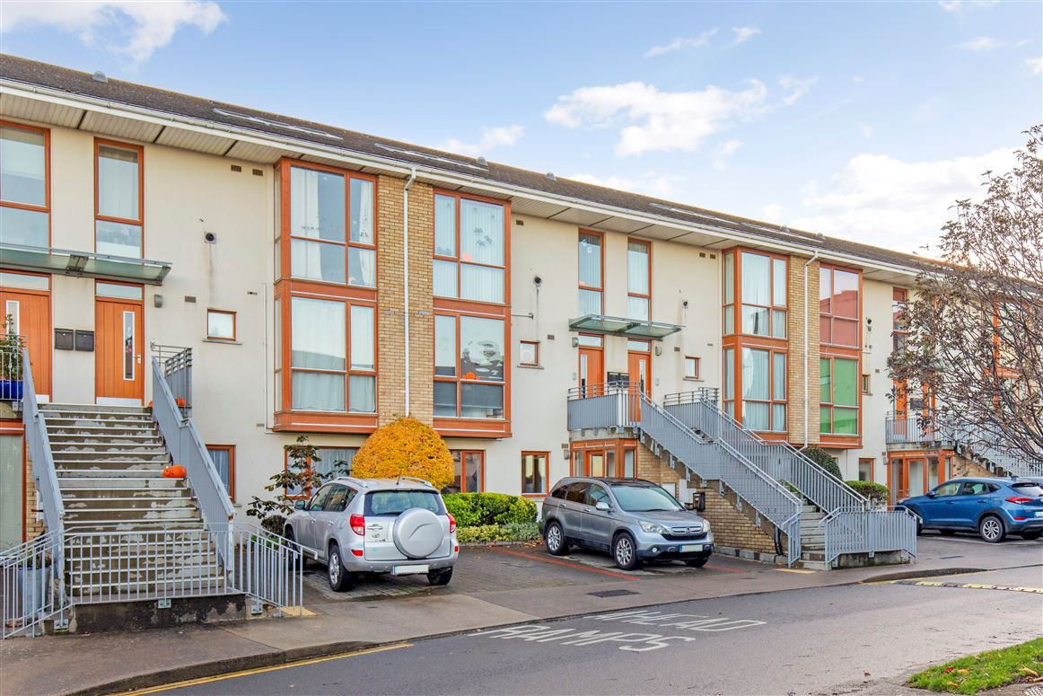 10 Ticknock Park, Sandyford, Dublin 18 Bergins Valuers & Estate