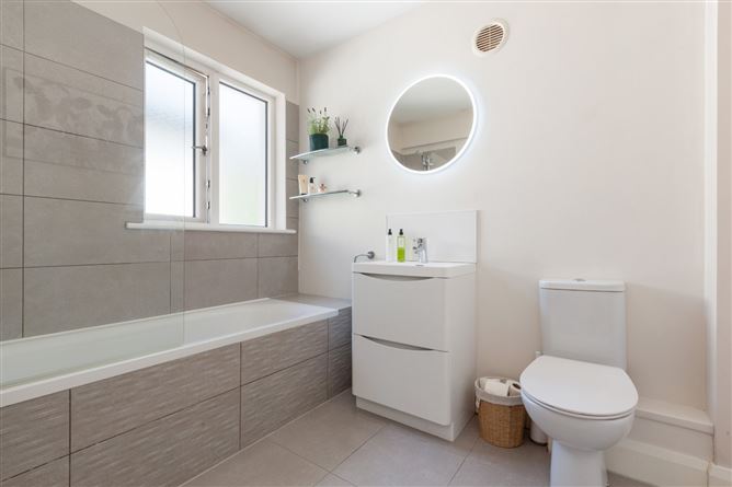 Photo 15 of 22 — 19 Dawson Place, Arbour Hill, Stoneybatter, D 7