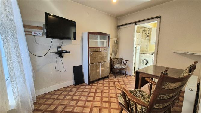 16 Cahill's Park, Tralee, Kerry