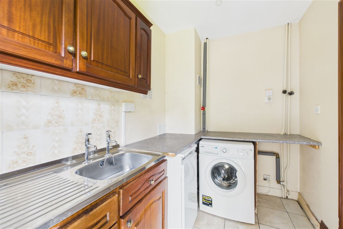 5 Sylvan Grove, Fairlands Park, Newcastle, Galway 5 Sylvan Grove, Fairlands Park, Newcastle, Galway