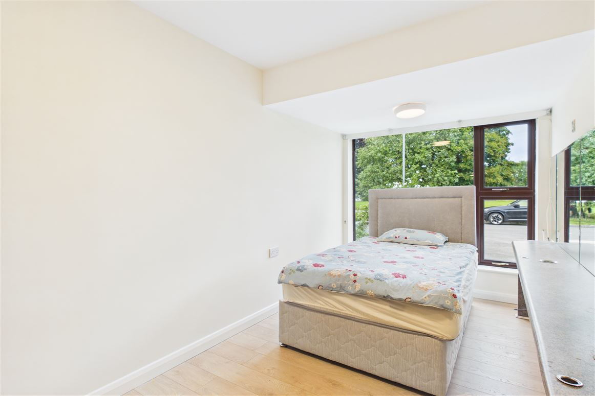 5 Sylvan Grove, Fairlands Park, Newcastle, Galway 5 Sylvan Grove, Fairlands Park, Newcastle, Galway