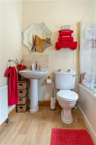 27 Wainsfort Manor Crescent, Terenure, Dublin 6W