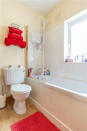 27 Wainsfort Manor Crescent, Terenure, Dublin 6W