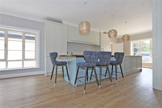 10 The Glen, Ballyneety, Co. Limerick