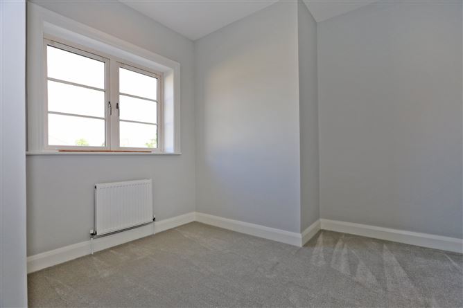 10 The Glen, Ballyneety, Co. Limerick