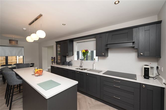 24 Coppenger Fields, Ballinkrokig, Dublin Pike, Co. Cork