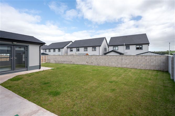 24 Coppenger Fields, Ballinkrokig, Dublin Pike, Co. Cork