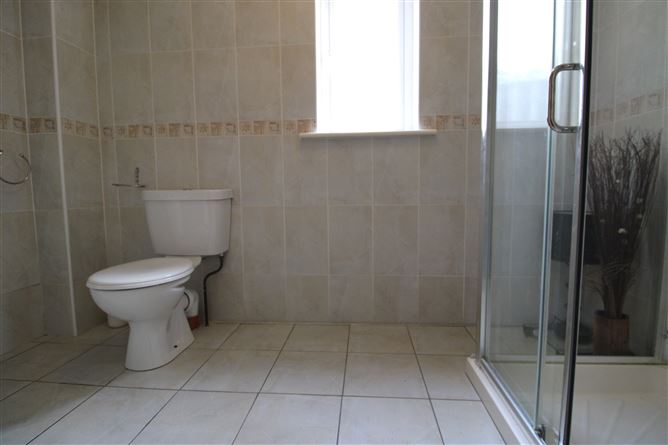 33 The Granary, Abbeyknockmoy, Galway