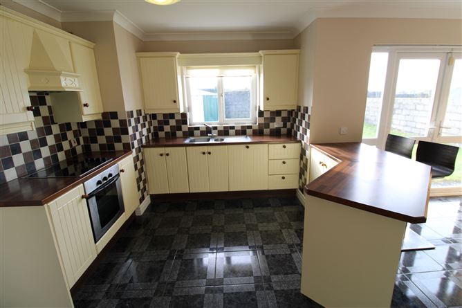33 The Granary, Abbeyknockmoy, Galway