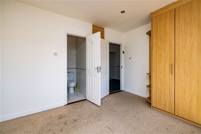 11 WALNUT PARK, Drumcondra, Dublin 9