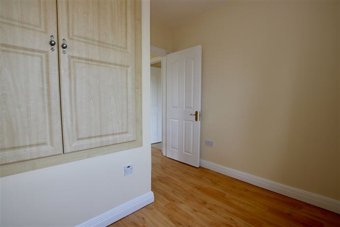 12 Church View, Ballymahon, Longford
