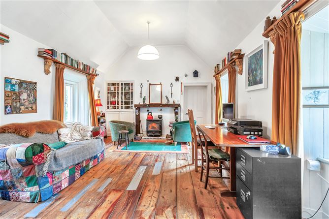 Teach Fada On c. 1 Acre, Tournant Upper, Dunlavin, Wicklow