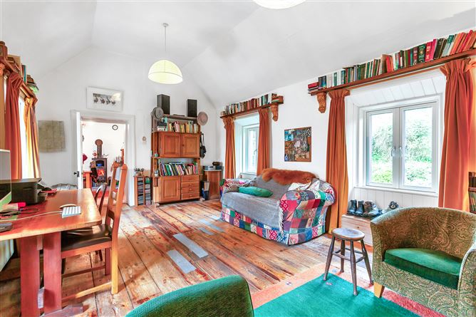 Teach Fada On c. 1 Acre, Tournant Upper, Dunlavin, Wicklow