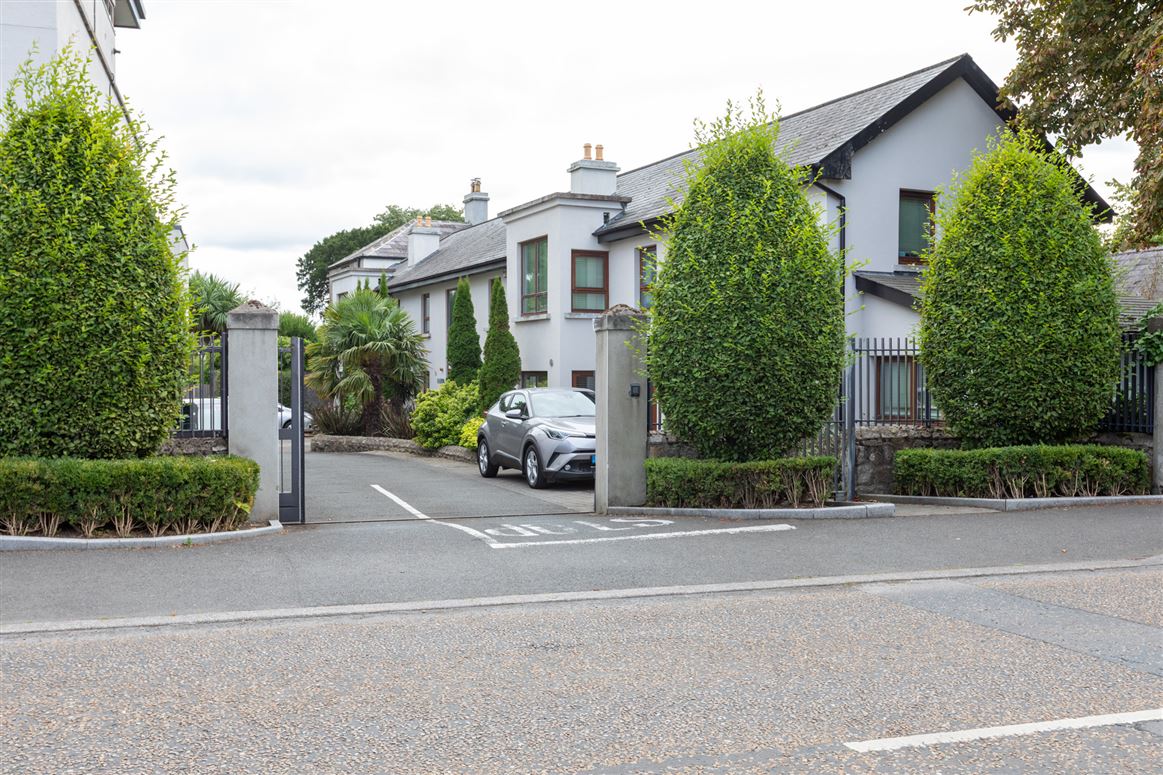 2 Aubreyville, Shankill, County Dublin