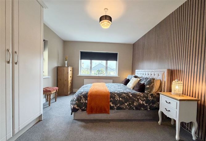 24 The Crescent. The Weir View, Kilkenny, Kilkenny