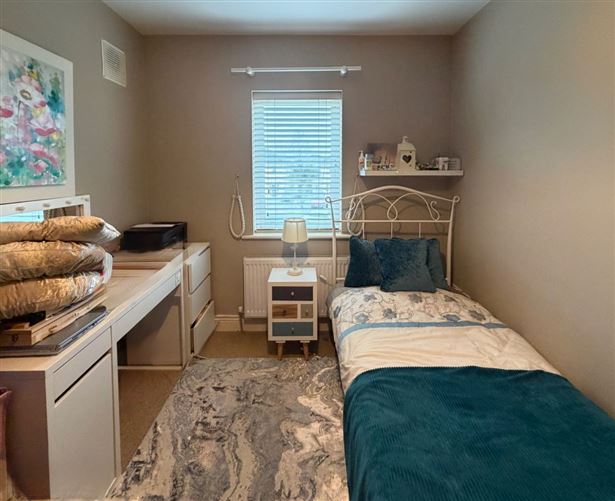 24 The Crescent. The Weir View, Kilkenny, Kilkenny