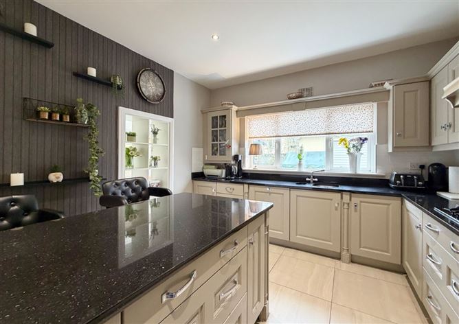 24 The Crescent. The Weir View, Kilkenny, Kilkenny