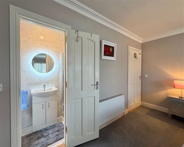 24 The Crescent. The Weir View, Kilkenny, Kilkenny