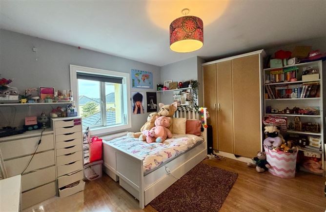 24 The Crescent. The Weir View, Kilkenny, Kilkenny