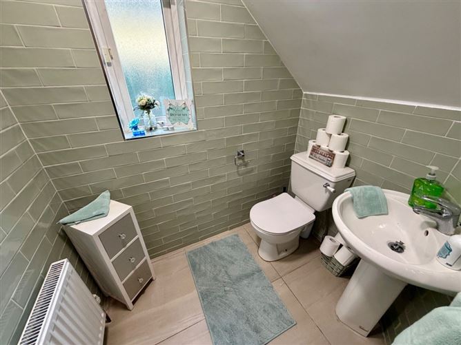 24 The Crescent. The Weir View, Kilkenny, Kilkenny